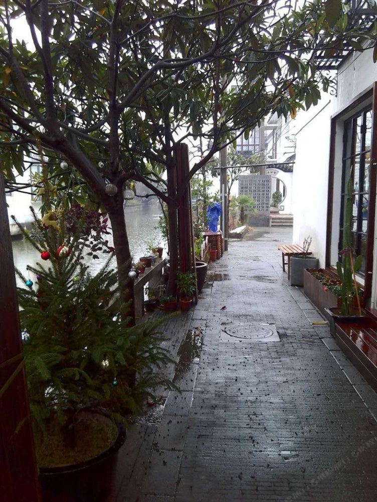 苏州枕河居