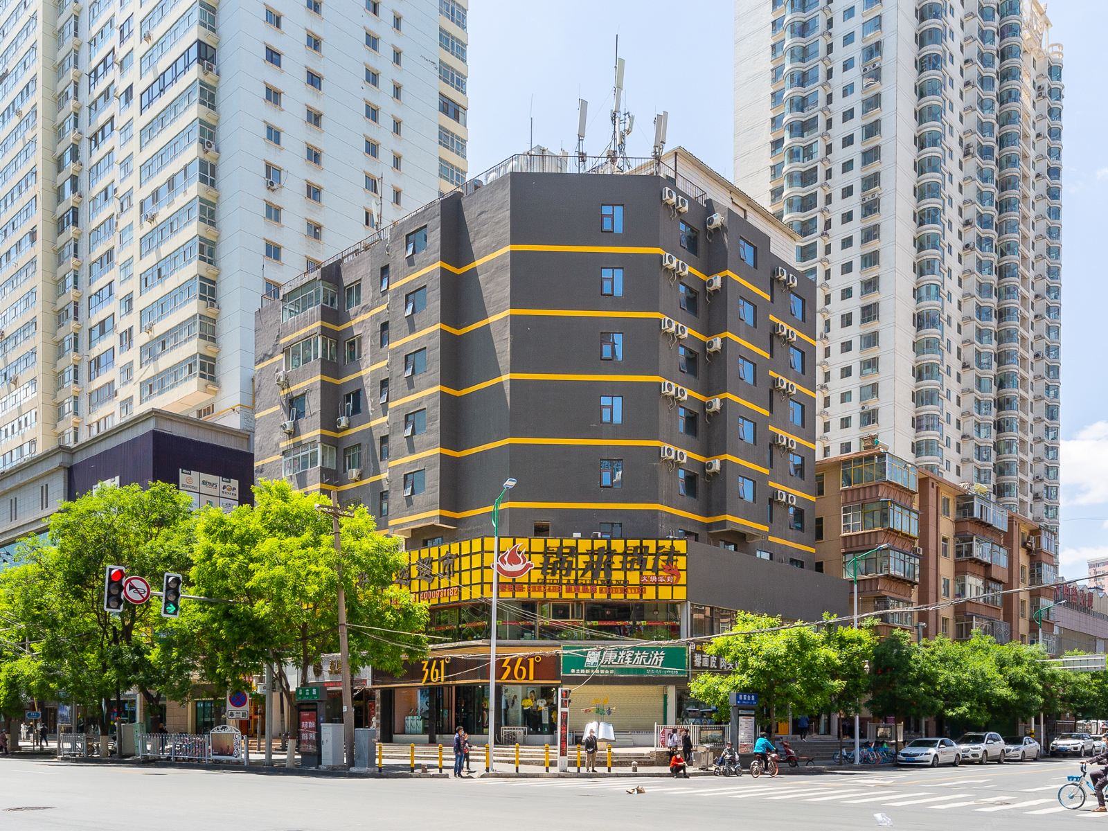 IU酒店(兰州东方红广场皋兰路店)