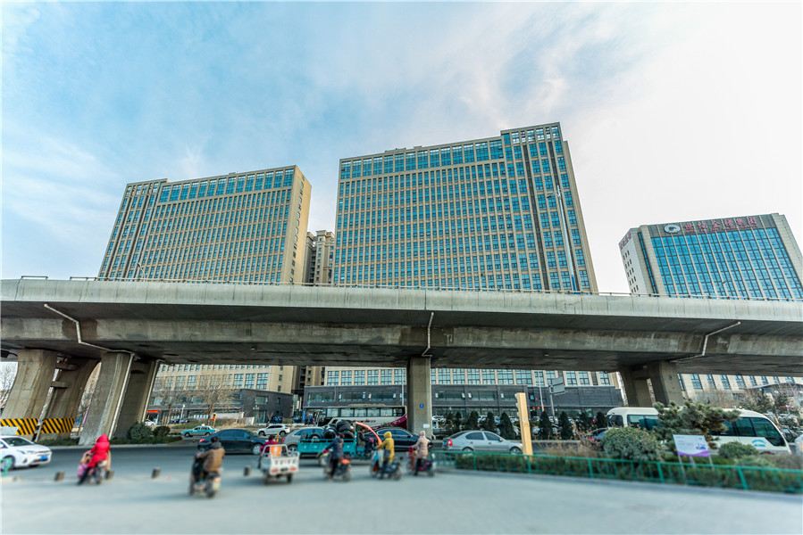 百乐历山公寓(济南无影山中路店)