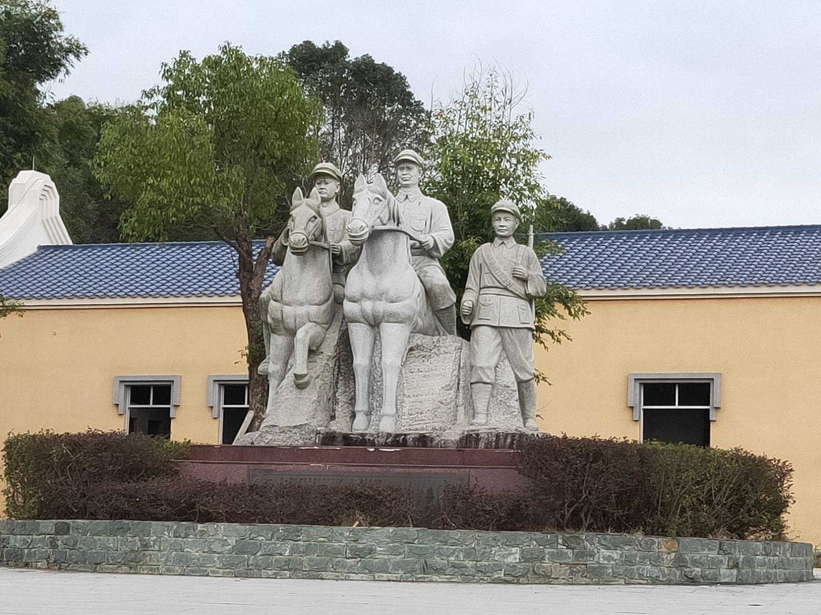 梅州豪居人家酒店