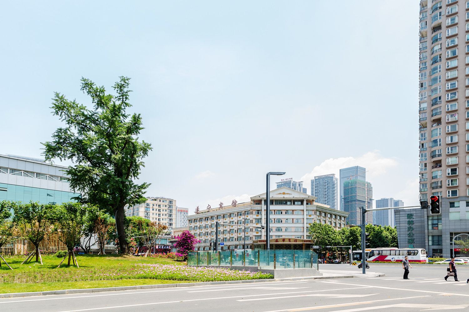 成都耀小姐的公寓(红星路四段店)