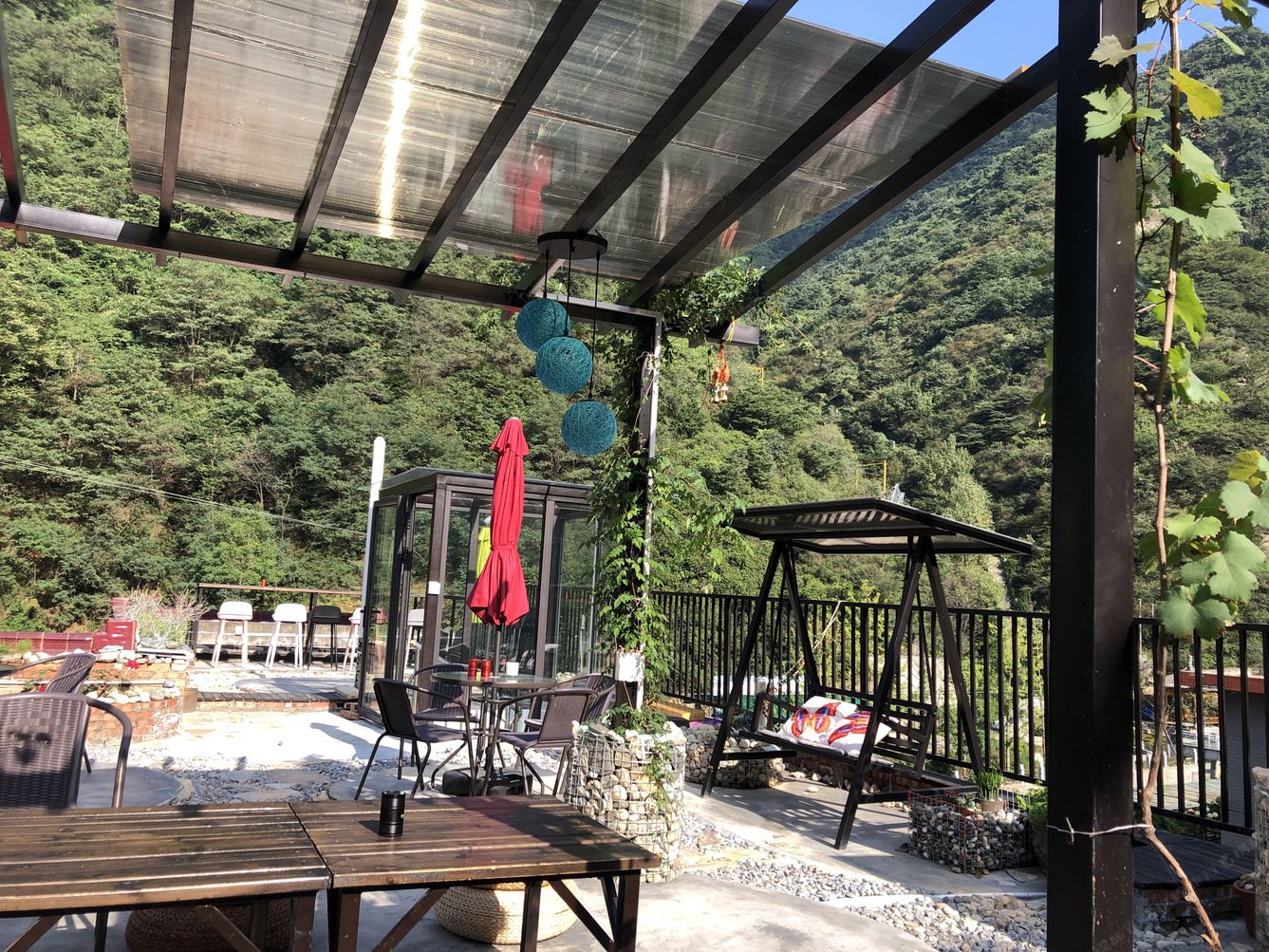 蓝田五月塘子别墅