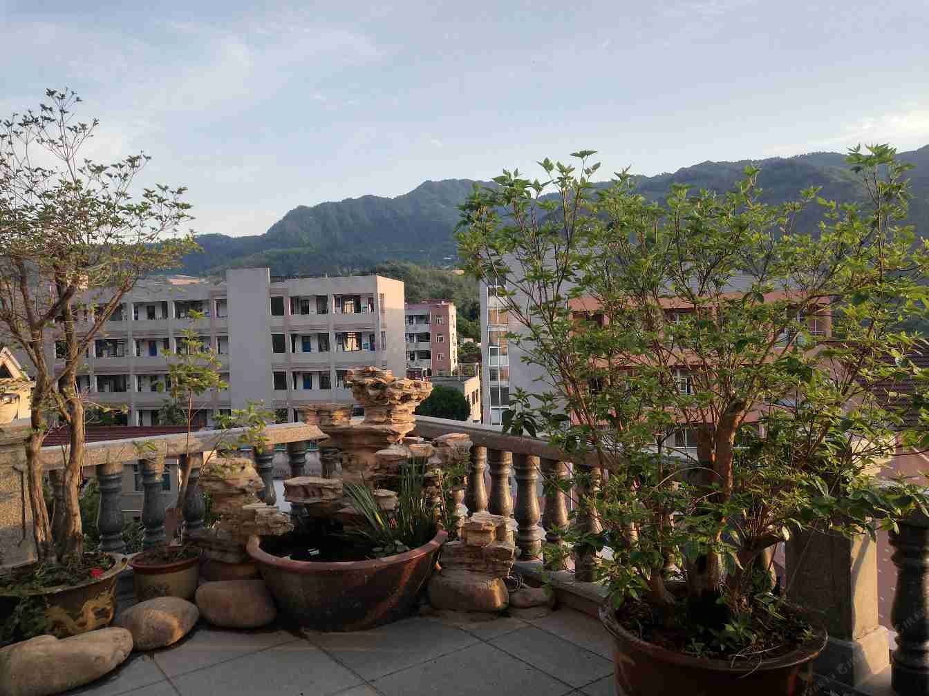 桐庐忆舍酒店