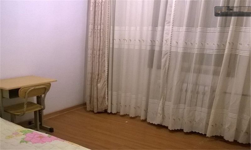 青岛栈桥家庭短租公寓(龙山路)