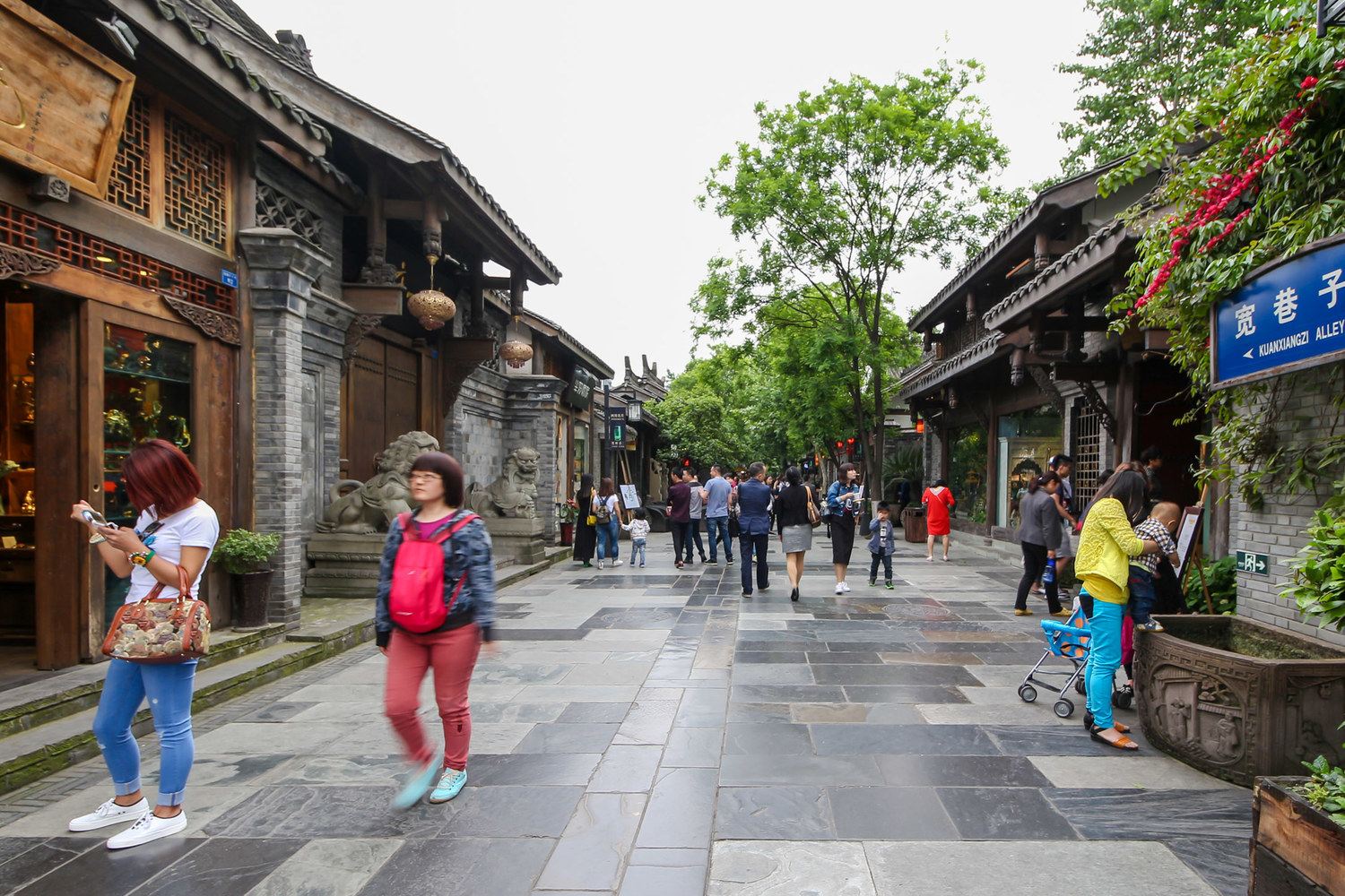 成都太阳升起普通公寓