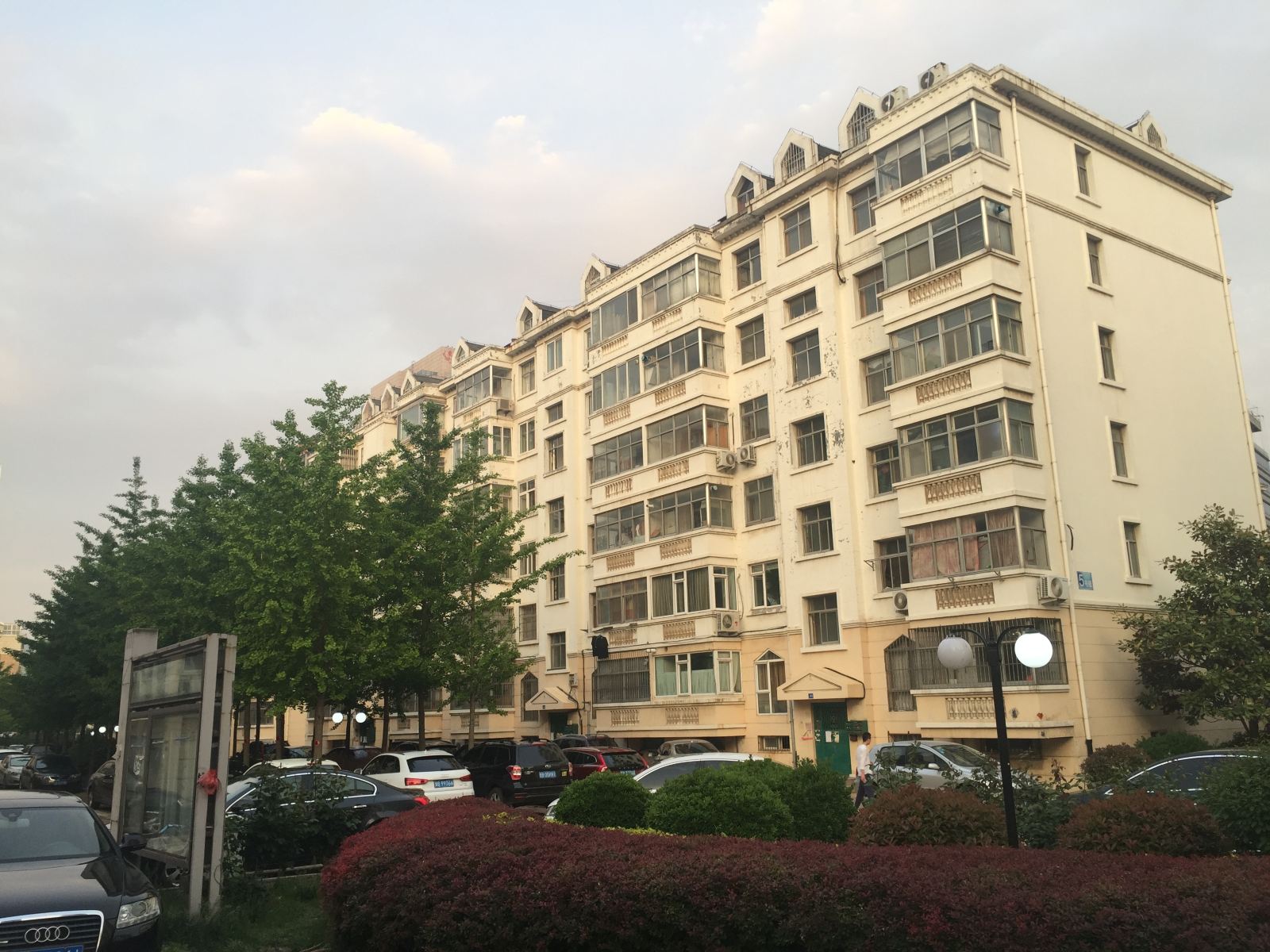 栗子园公寓(青岛伊岭路店)