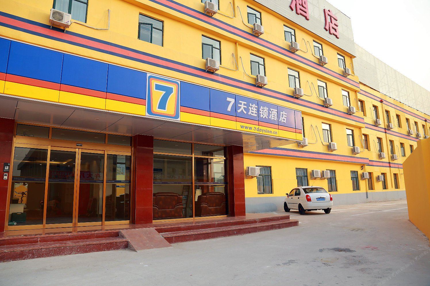 7天连锁酒店(天津成林道万新村店)