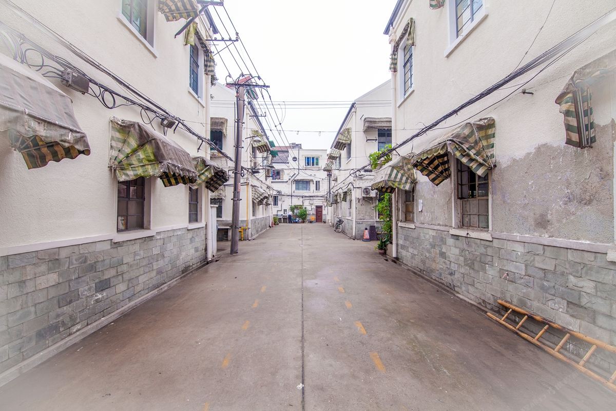 上海花径普通公寓