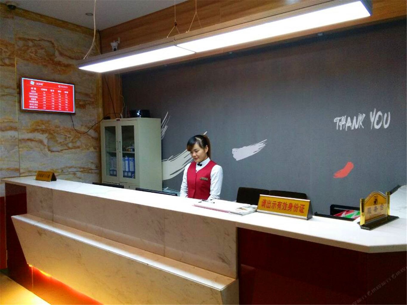 尚客优酒店(南昌中山路八一馆地铁站店)