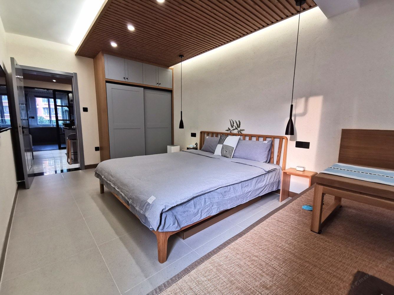 杭州她与月光为邻公寓(2号店)