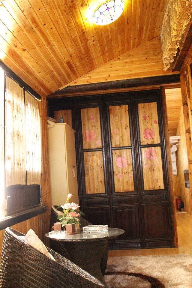 同里毛头木屋客栈