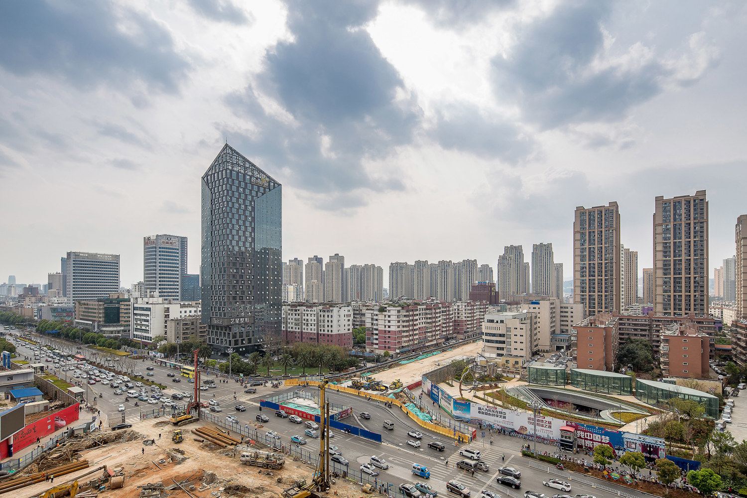 昆明白云路地铁站同德广场旁温馨一居小公寓