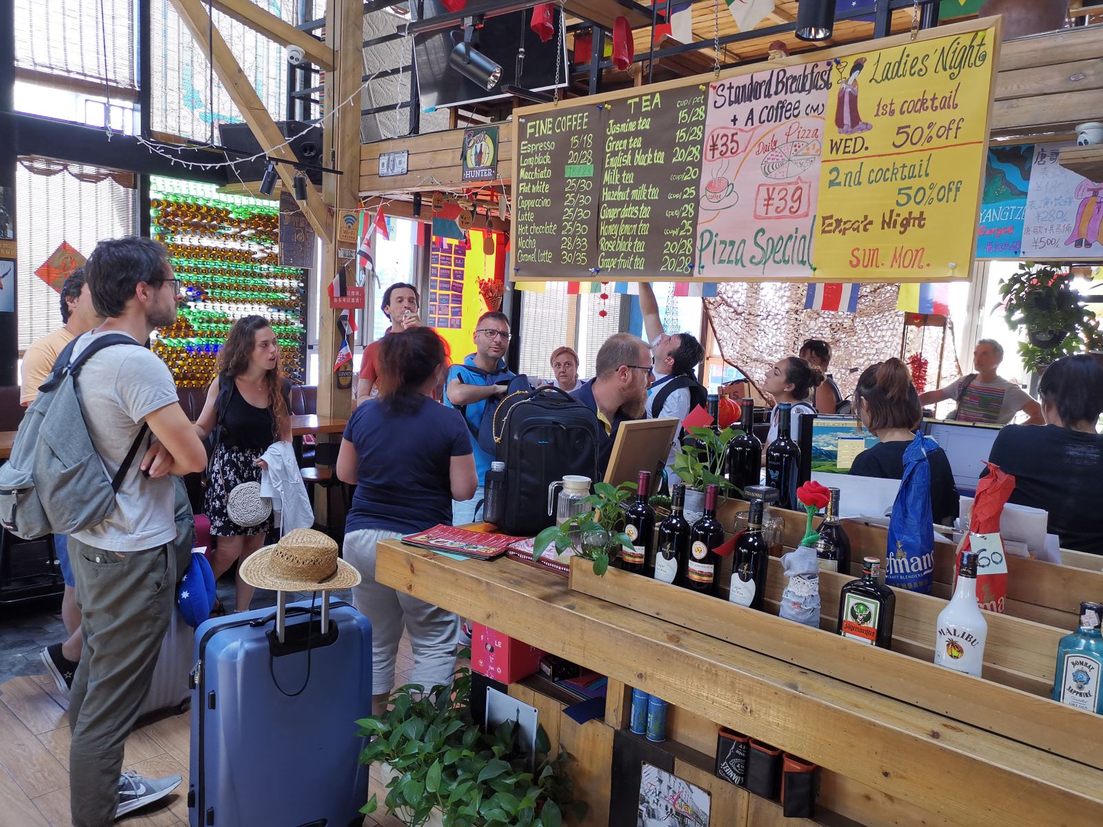 书院青旅酒店(西安汇亚天幕店)