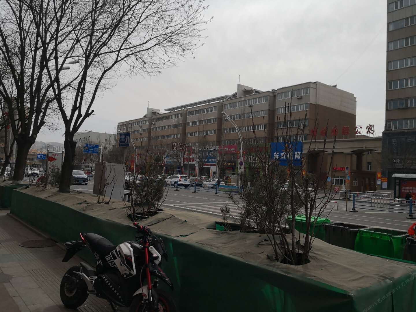 派酒店(张家口明德北路大境门店)