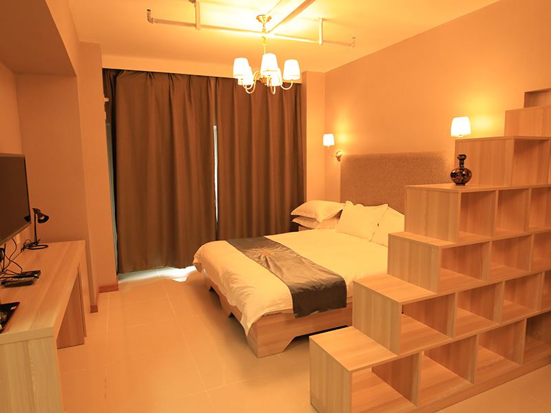美瑞智选酒店(沈阳万科高迪店)