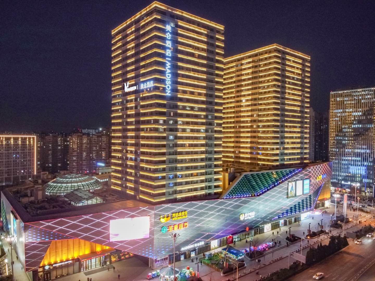 美仑酒店(济南高新区万达广场店)