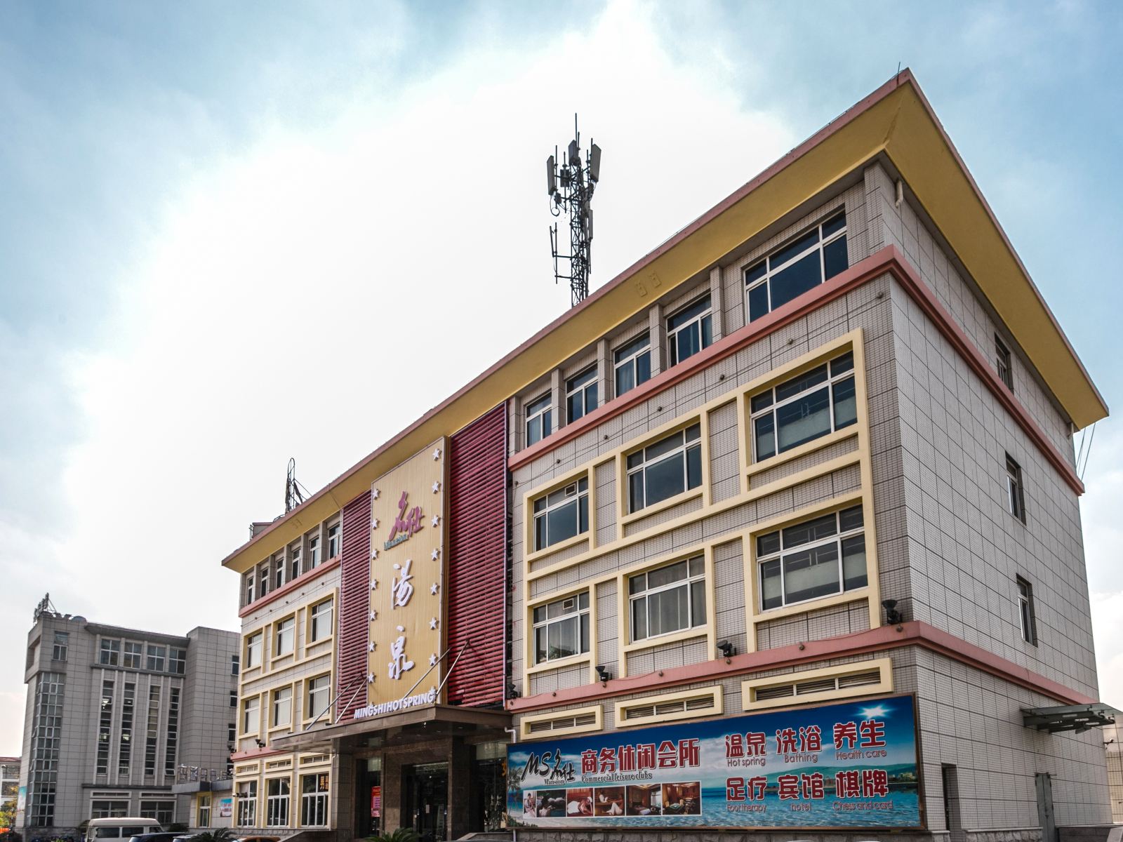 美程·青居酒店(张家港南苑西路名仕店)