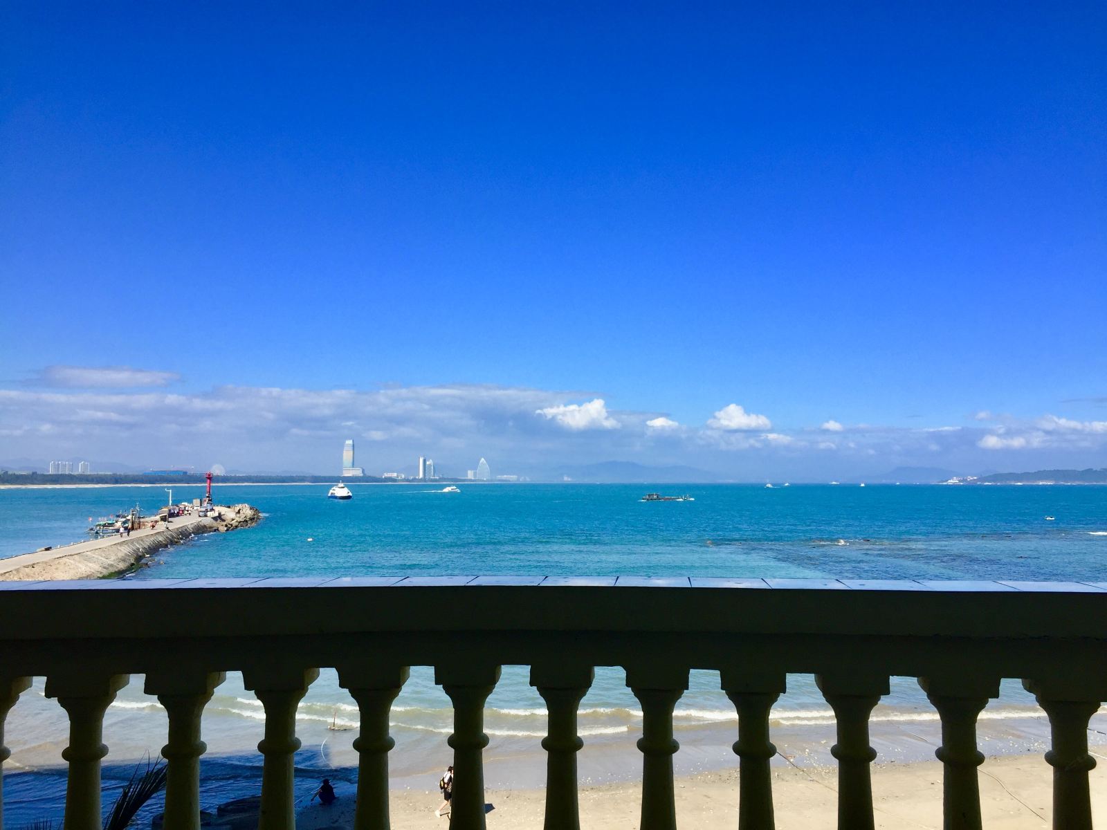 三亚蓝色理想海景客栈
