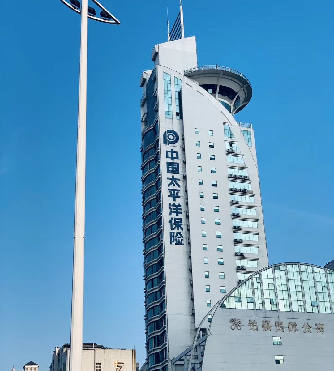 菩缇酒店(柳州城中万达广场店)