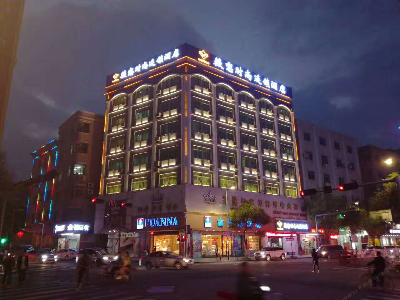 薇恋时尚连锁酒店(东莞汉邦66广场店)