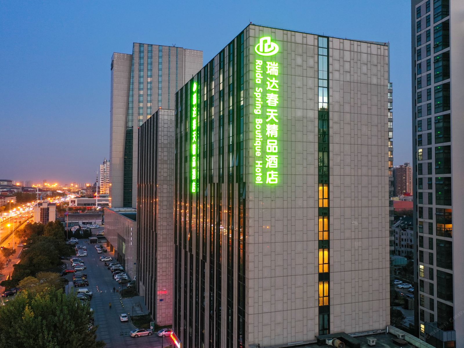 瑞达春天精品酒店(天津卫国道店)