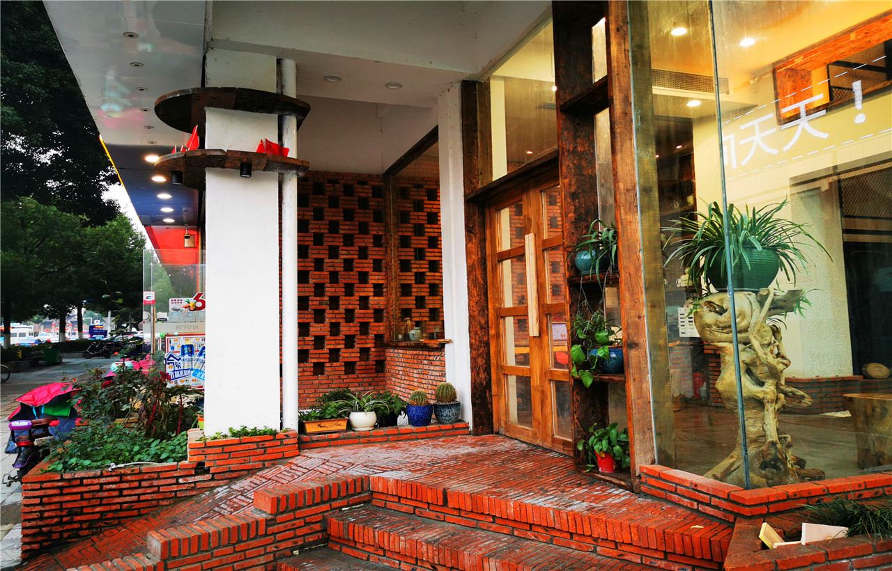 宜家城市客栈(无锡南禅寺店)
