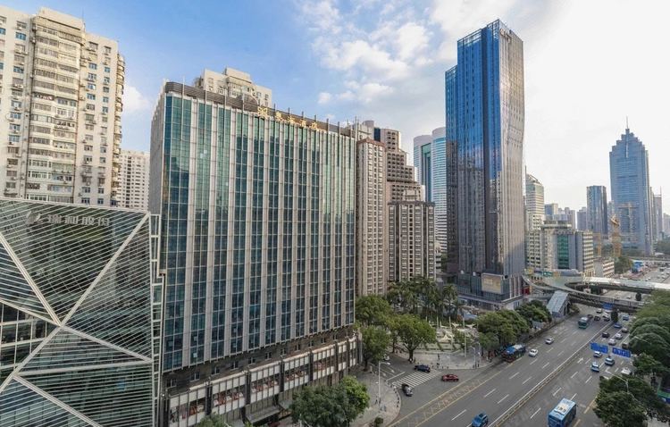 深圳东门黄先生家家庭旅馆