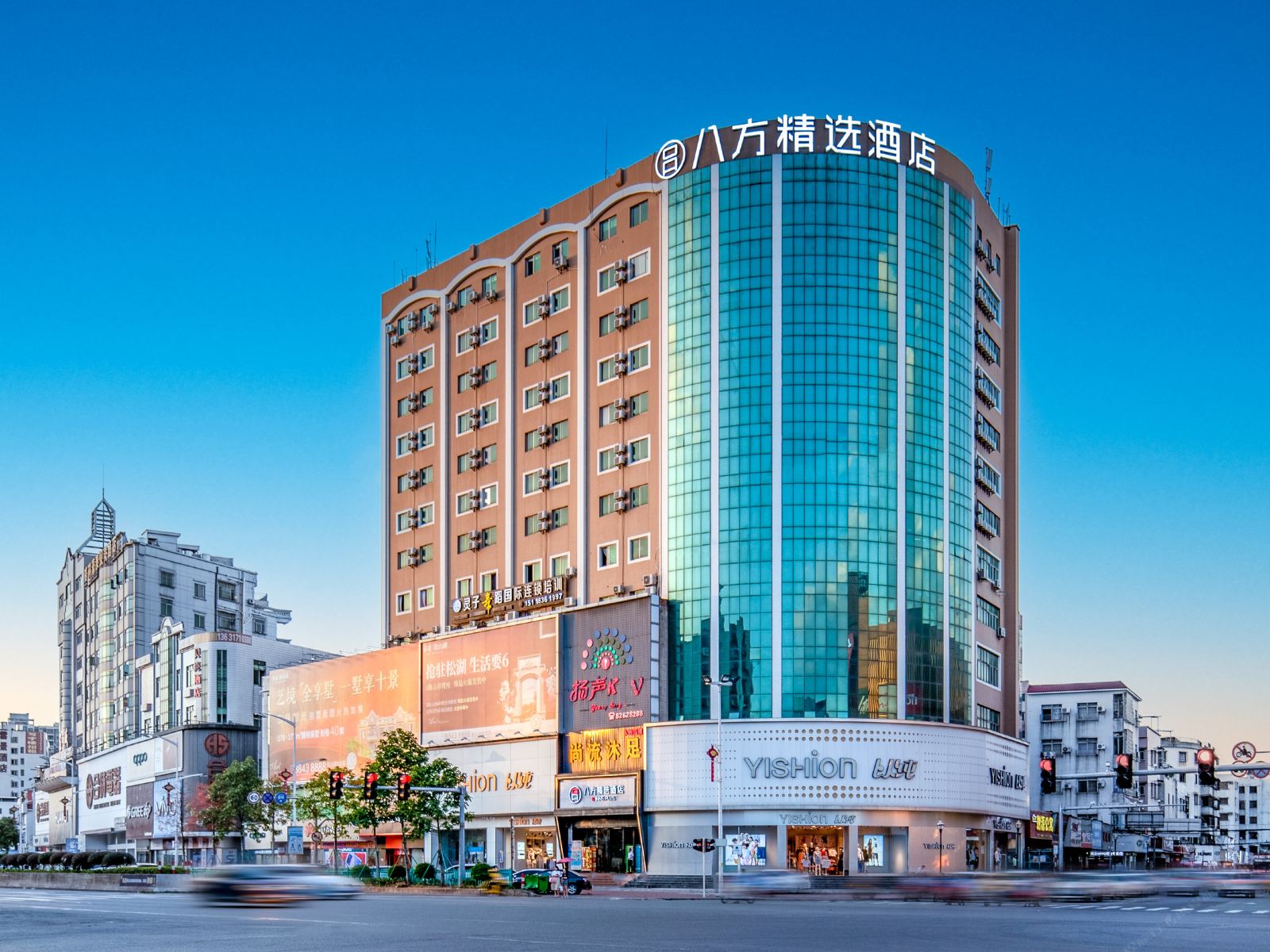 八方精选酒店(石排利丰广场店)