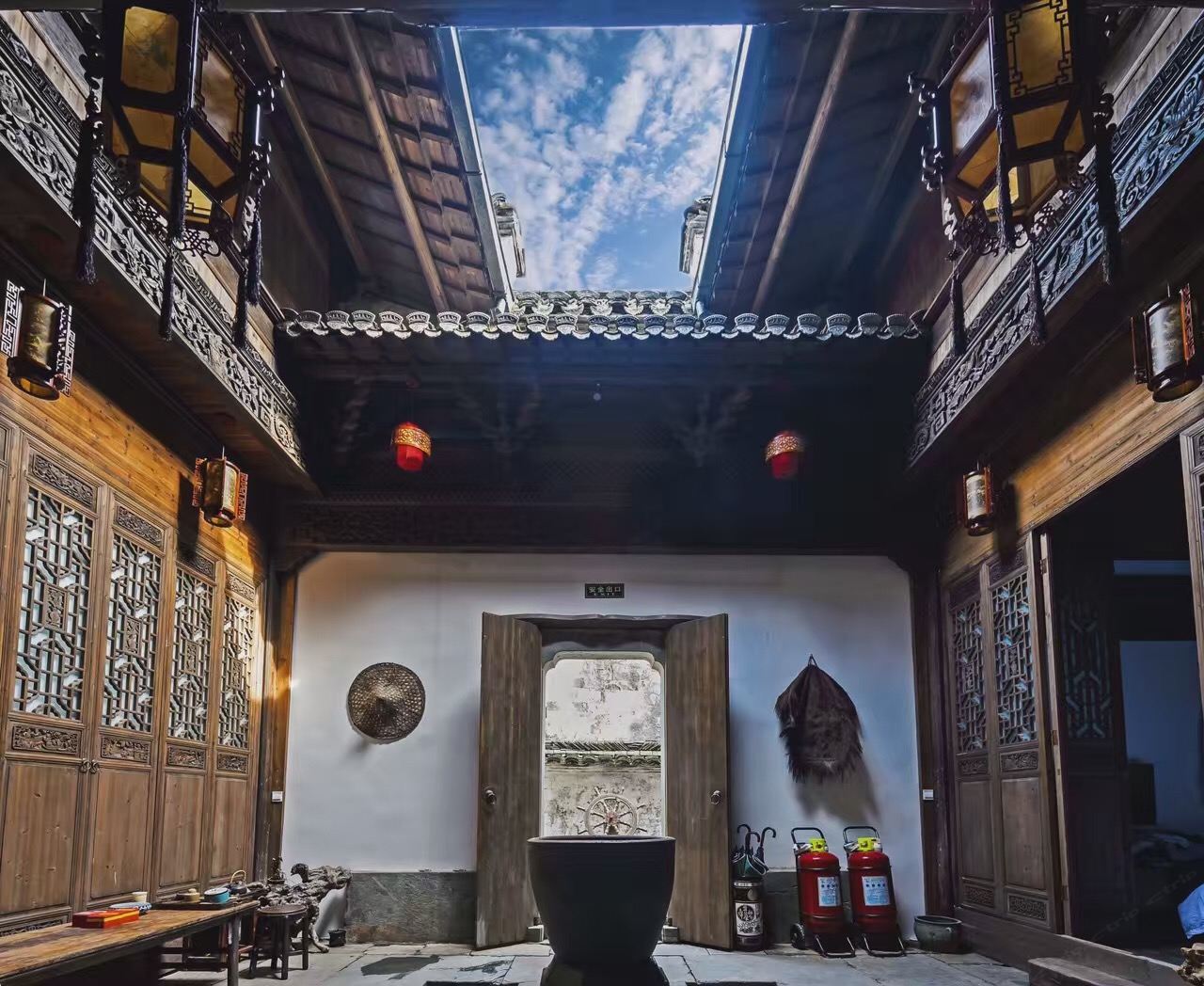 婺源赋春山居