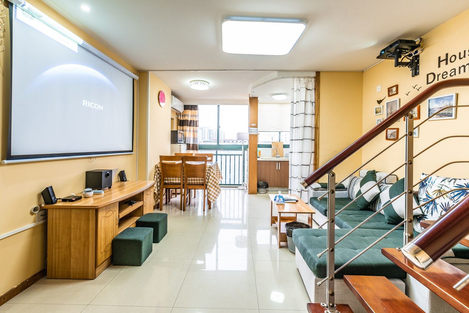宁波柯南之家四星级公寓(3号店)