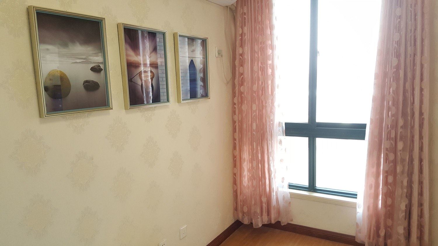 郑州Home&Travel公寓(宏明路分店)