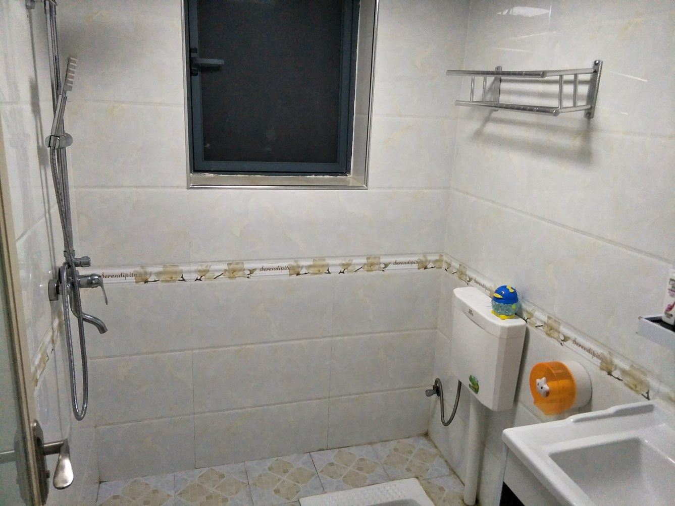 惠州萱萱客栈(大亚湾大道分店)