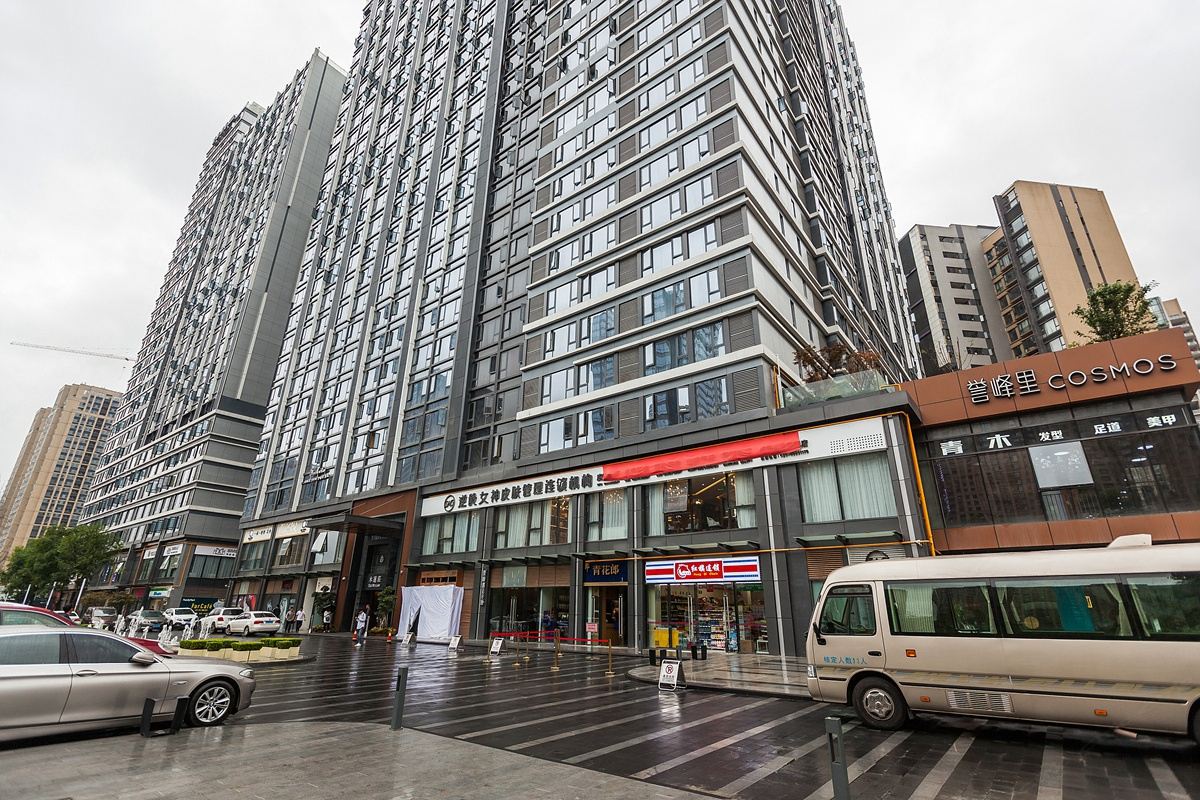 成都蔚莱智慧酒店公寓