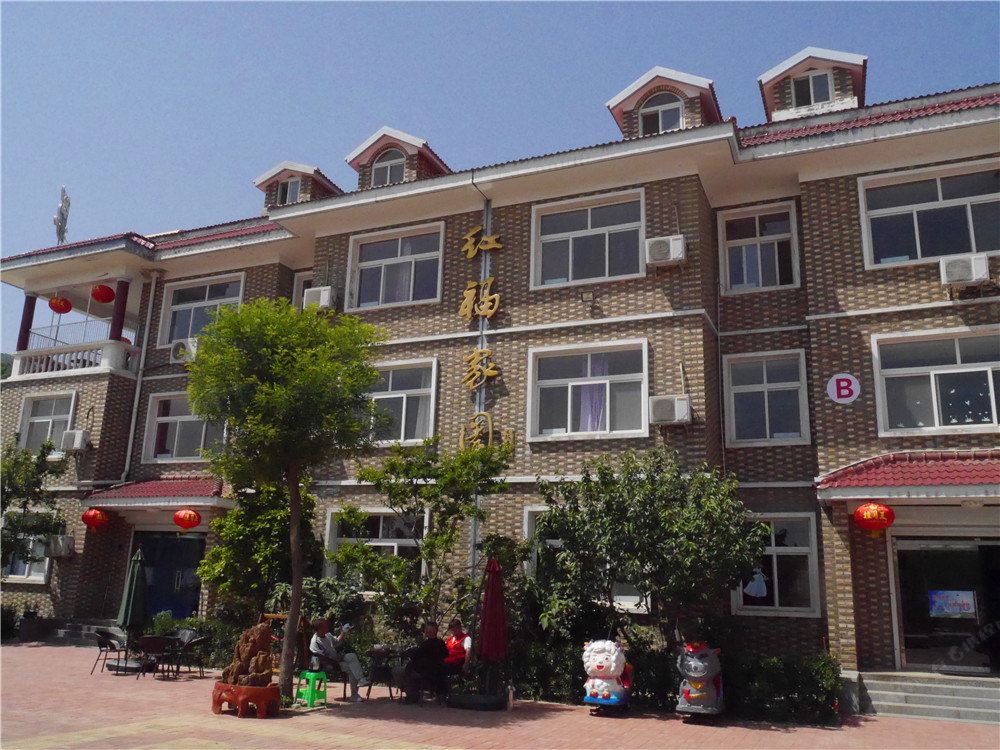 盘山龙格亲子庄园