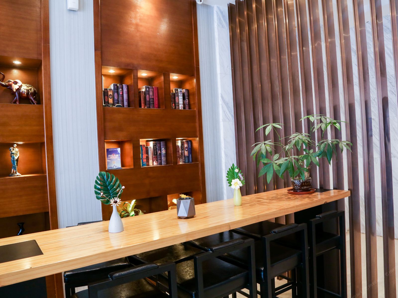 吾遇精选酒店(东莞长安中心店)