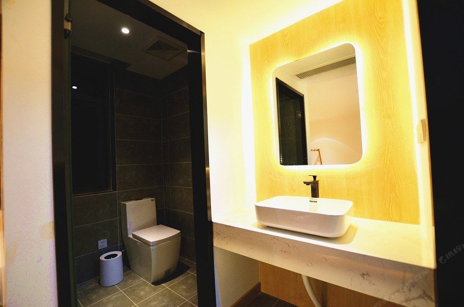 Lc Home独栋别墅(上海鹿达路店)