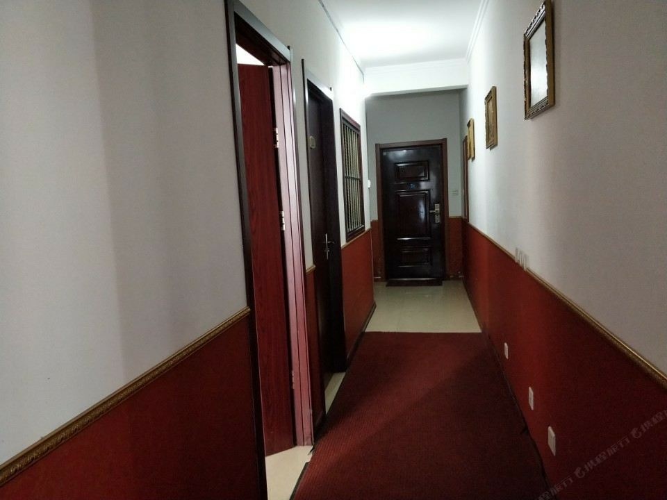 新开家庭旅馆(西安北关正街店)