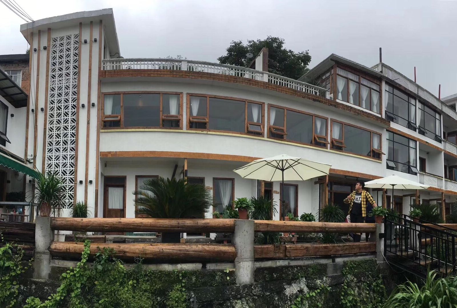上林九月的房子客栈