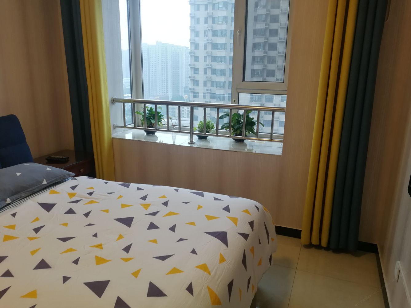 唐山真诚爱琴海公寓(3号店)