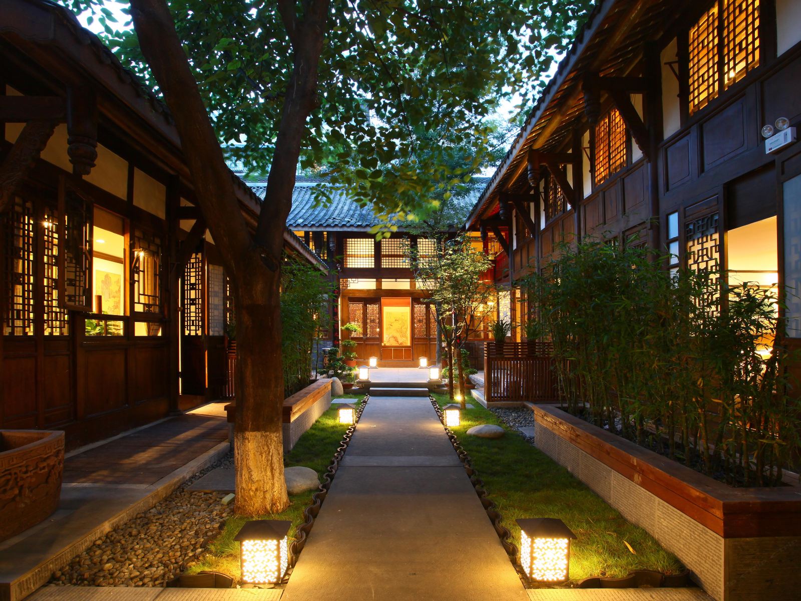 德门仁里酒店(成都宽巷子店)