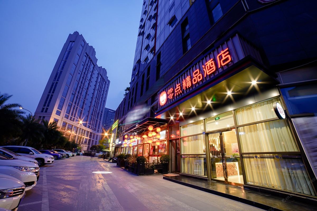 怡莱酒店(成都花牌坊地铁站酒店)