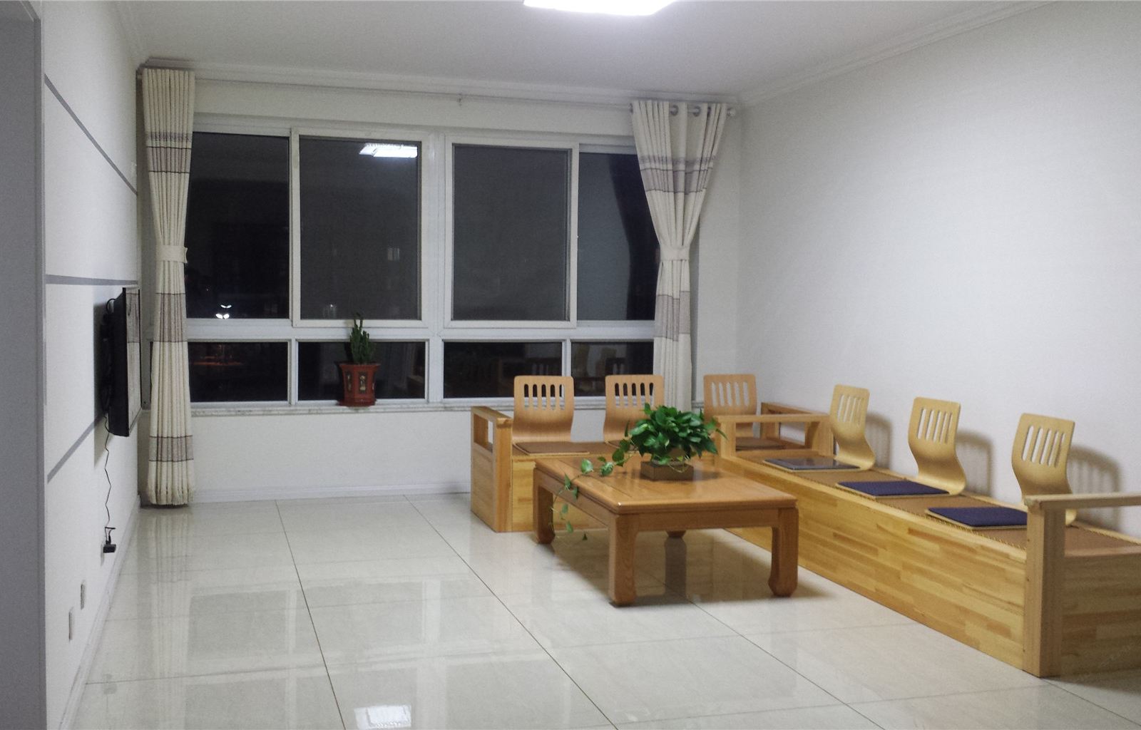 青岛温馨榻榻米公寓(流亭机场店)
