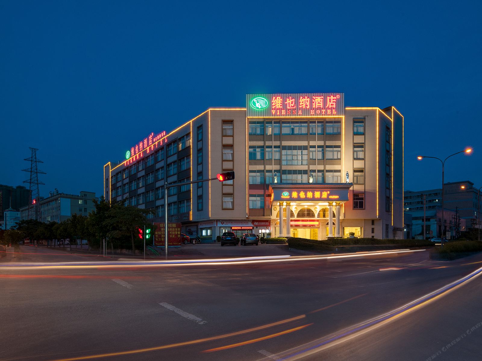 维也纳酒店(鹤山汽车总站店)