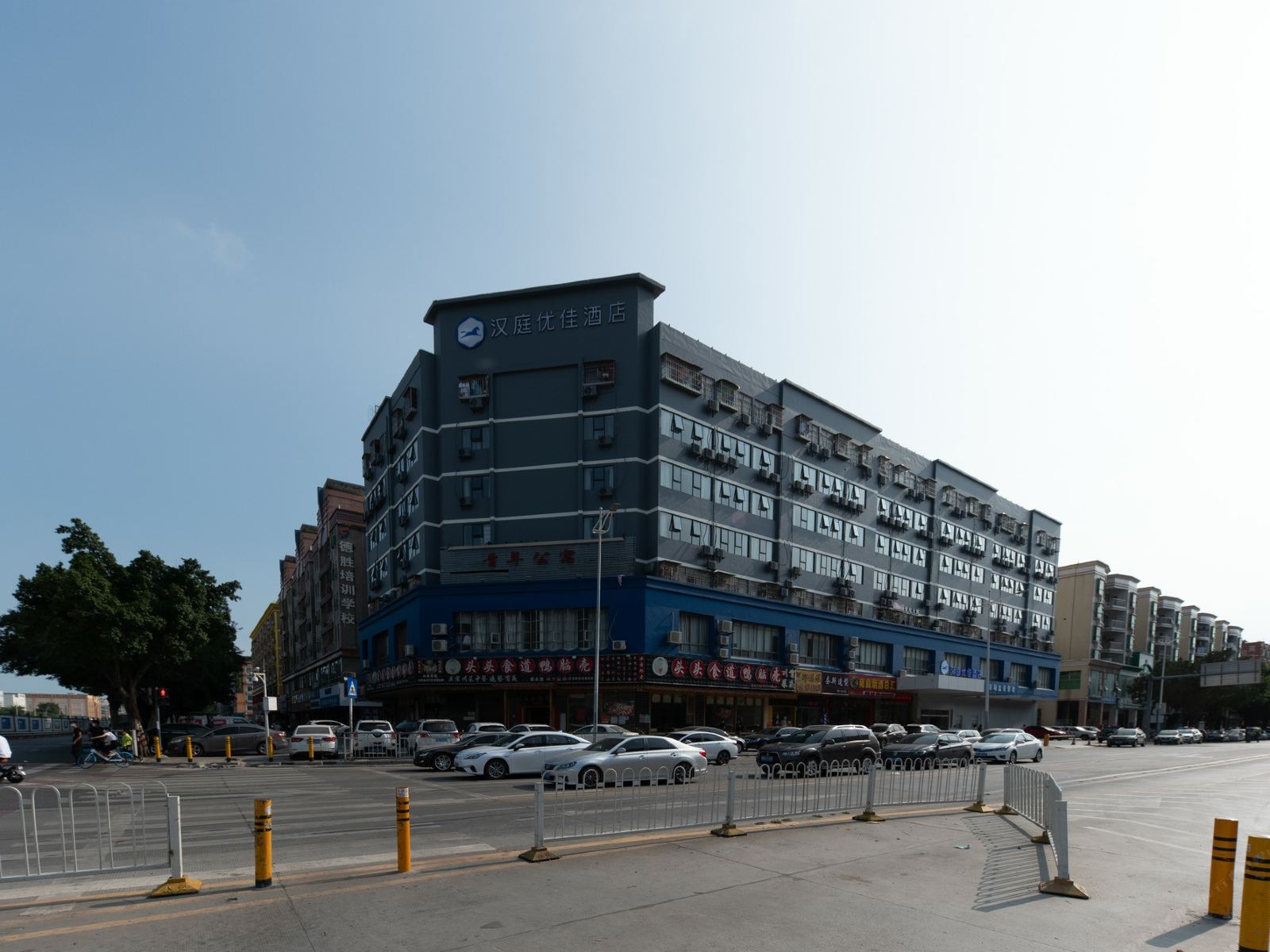 汉庭优佳酒店(深圳福永店)