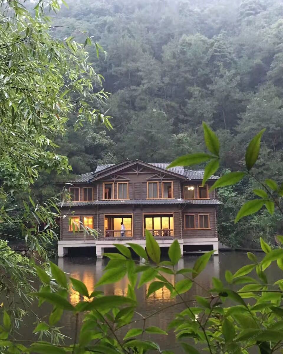 杭州山里山山庄