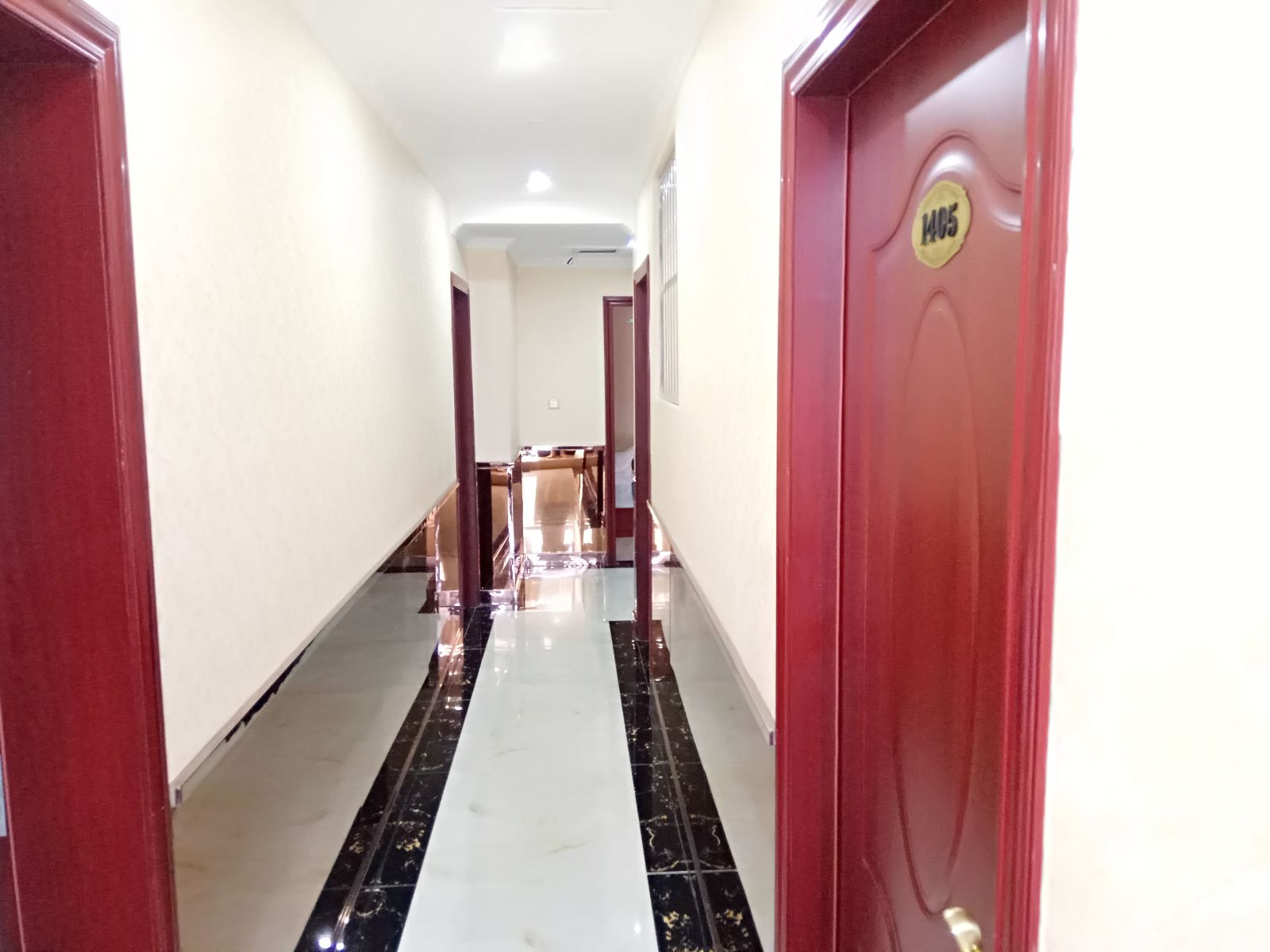 成都爱情公寓嘉陵江路店