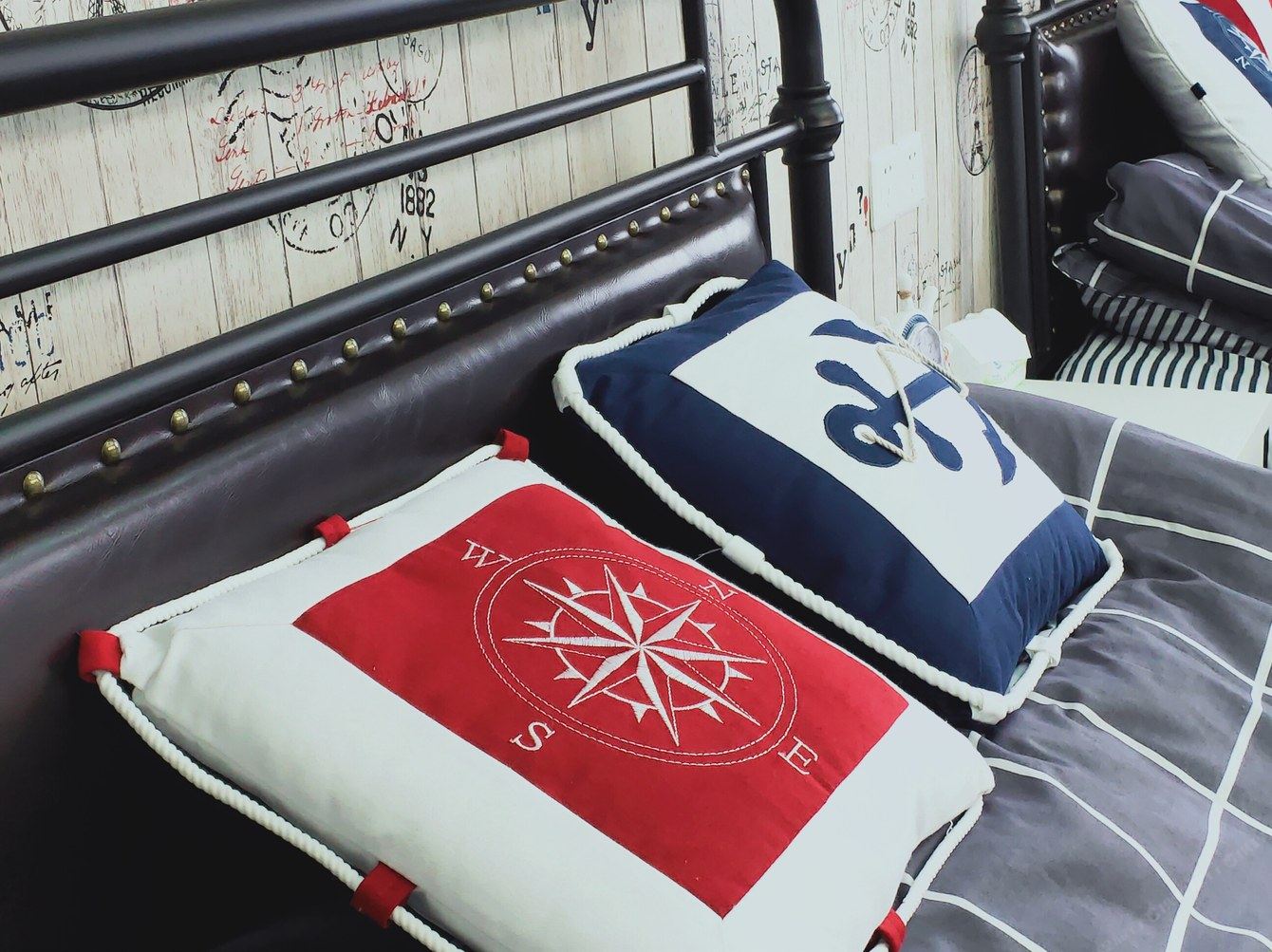 上海吐槽屋公寓(华山路分店)