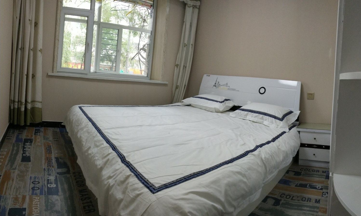 西宁莫名熙公寓