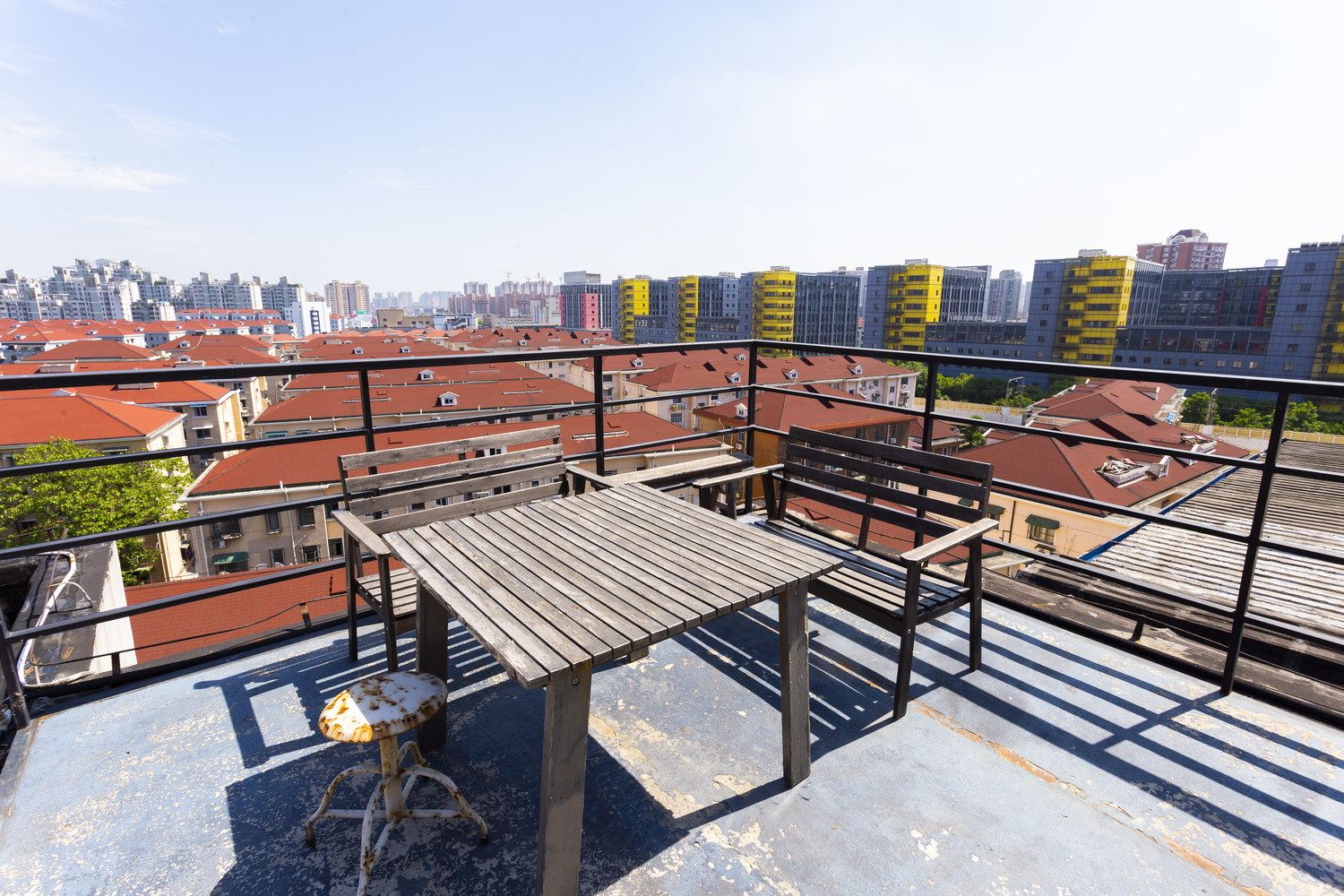 乐活空间公寓(上海龙华西路店)