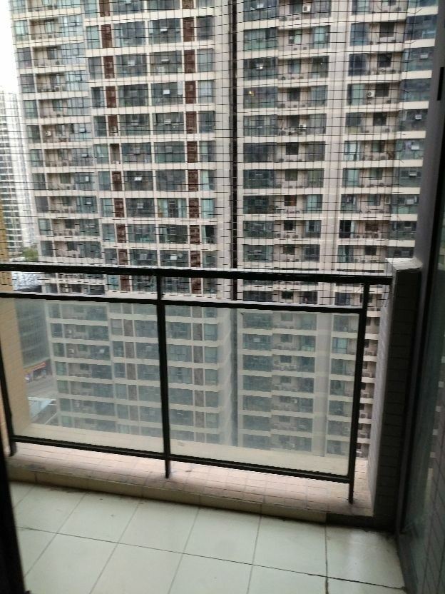 郑州新的雄鹰公寓